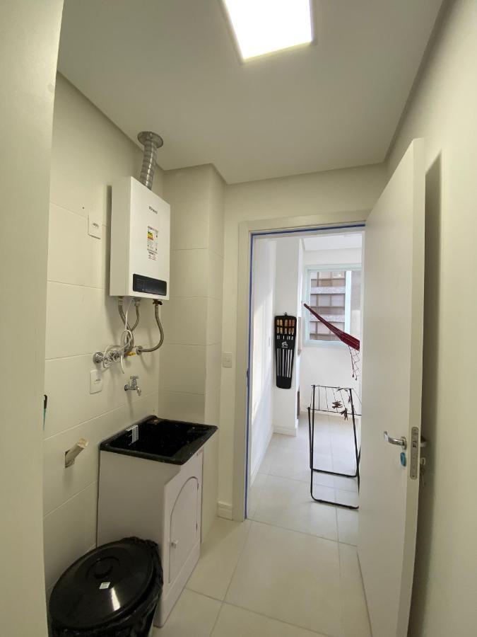 Apartamento Em Torres-906 - Uma Quadra Do Mar 外观 照片