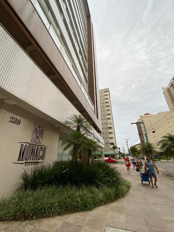 Apartamento Em Torres-906 - Uma Quadra Do Mar 外观 照片